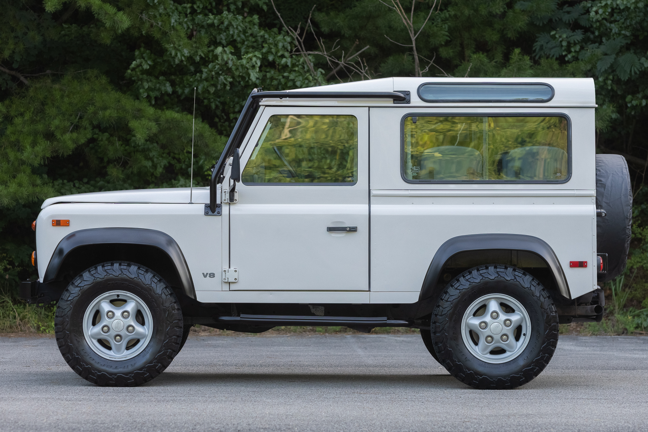 1997 Land Rover Defender Base - Photo 6